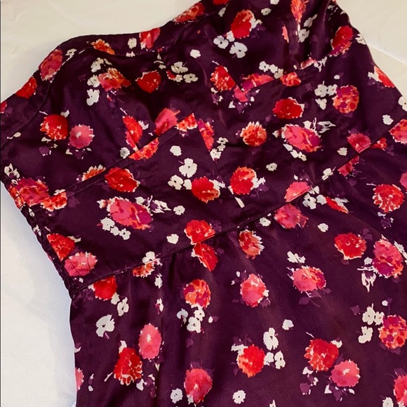 MOVING SALE 🎈 Floral Peplum - Picture 3 of 5